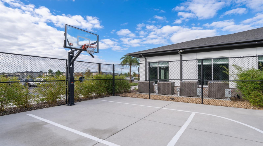 KISSIMMEE, Florida 34746, 5 Bedrooms Bedrooms, ,5 BathroomsBathrooms,Residential,For Sale,RHYME,0,MFRO6280643