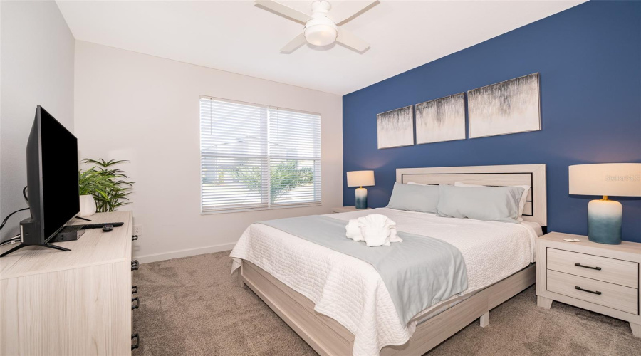 KISSIMMEE, Florida 34746, 5 Bedrooms Bedrooms, ,5 BathroomsBathrooms,Residential,For Sale,RHYME,0,MFRO6280643