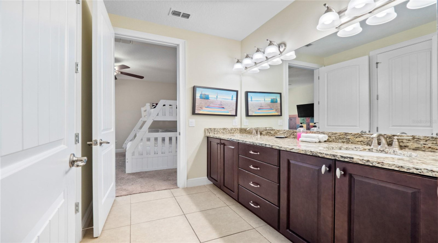 KISSIMMEE, Florida 34747, 8 Bedrooms Bedrooms, ,7 BathroomsBathrooms,Residential,For Sale,NOVI,0,MFRO6280845