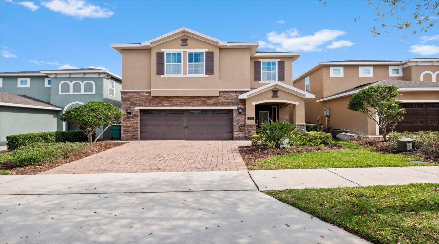 KISSIMMEE, Florida 34747, 8 Bedrooms Bedrooms, ,7 BathroomsBathrooms,Residential,For Sale,NOVI,0,MFRO6280845