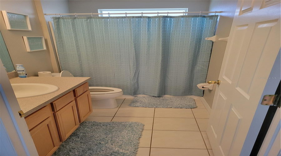 KISSIMMEE, Florida 34746, 4 Bedrooms Bedrooms, ,3 BathroomsBathrooms,Residential,For Sale,SEASONS,0,MFRTB8350317