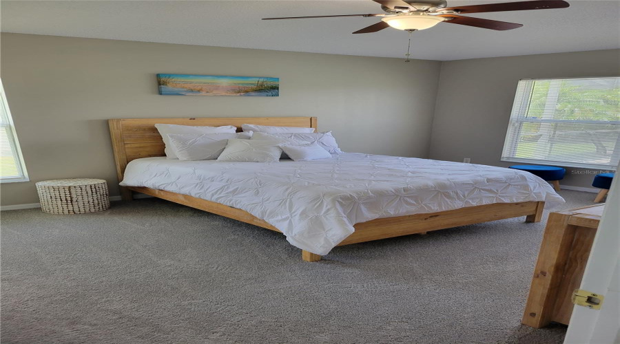 KISSIMMEE, Florida 34746, 4 Bedrooms Bedrooms, ,3 BathroomsBathrooms,Residential,For Sale,SEASONS,0,MFRTB8350317