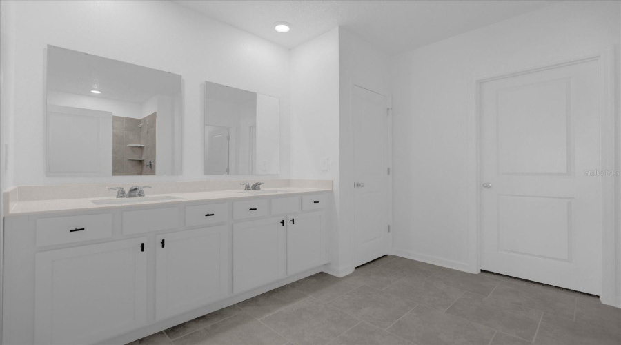 KISSIMMEE, Florida 34746, 4 Bedrooms Bedrooms, ,2 BathroomsBathrooms,Residential,For Sale,WORCHESTER,0,MFRO6232673