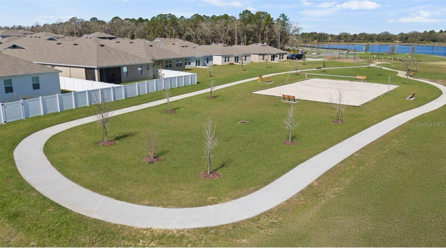 KISSIMMEE, Florida 34746, 4 Bedrooms Bedrooms, ,2 BathroomsBathrooms,Residential,For Sale,WORCHESTER,0,MFRO6232673