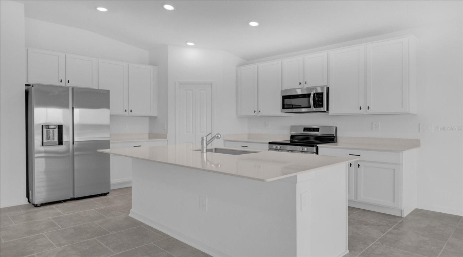 KISSIMMEE, Florida 34746, 4 Bedrooms Bedrooms, ,2 BathroomsBathrooms,Residential,For Sale,WORCHESTER,0,MFRO6232673