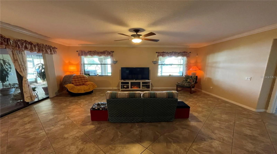 Kissimmee, Florida 34746, 6 Bedrooms Bedrooms, ,5 Bathroomsbathrooms,Residential,For Sale,Trophy Bass,Mfrs5120728