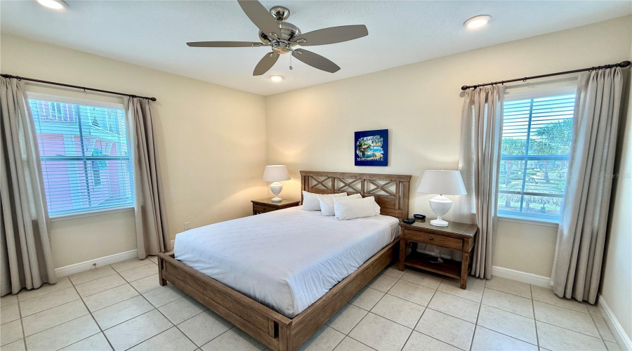 KISSIMMEE, Florida 34747, 4 Bedrooms Bedrooms, ,3 BathroomsBathrooms,Residential,For Sale,LATITUDE,0,MFRO6275413