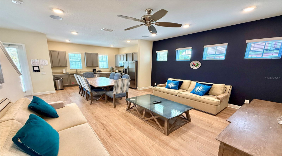 KISSIMMEE, Florida 34747, 4 Bedrooms Bedrooms, ,3 BathroomsBathrooms,Residential,For Sale,LATITUDE,0,MFRO6275413