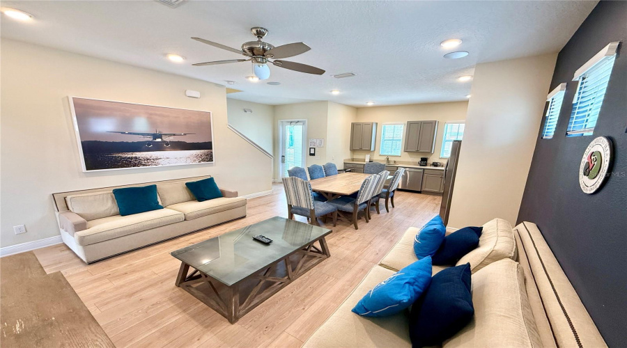 KISSIMMEE, Florida 34747, 4 Bedrooms Bedrooms, ,3 BathroomsBathrooms,Residential,For Sale,LATITUDE,0,MFRO6275413