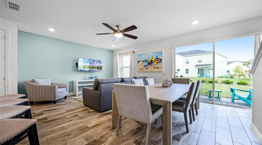 KISSIMMEE, Florida 34747, 4 Bedrooms Bedrooms, ,3 BathroomsBathrooms,Residential,For Sale,COCONUT,0,MFRO6280794