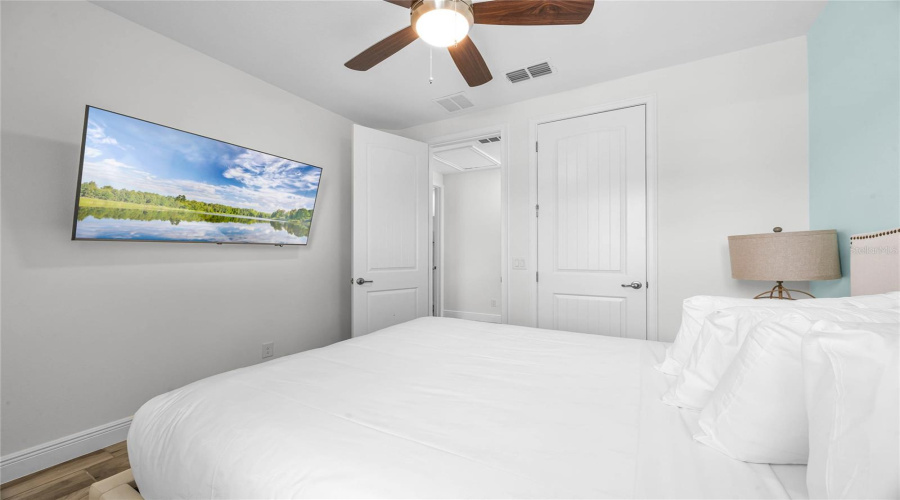 KISSIMMEE, Florida 34747, 4 Bedrooms Bedrooms, ,3 BathroomsBathrooms,Residential,For Sale,COCONUT,0,MFRO6280794