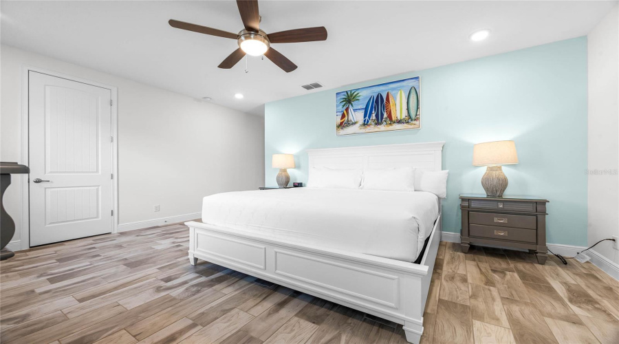 KISSIMMEE, Florida 34747, 4 Bedrooms Bedrooms, ,3 BathroomsBathrooms,Residential,For Sale,COCONUT,0,MFRO6280794
