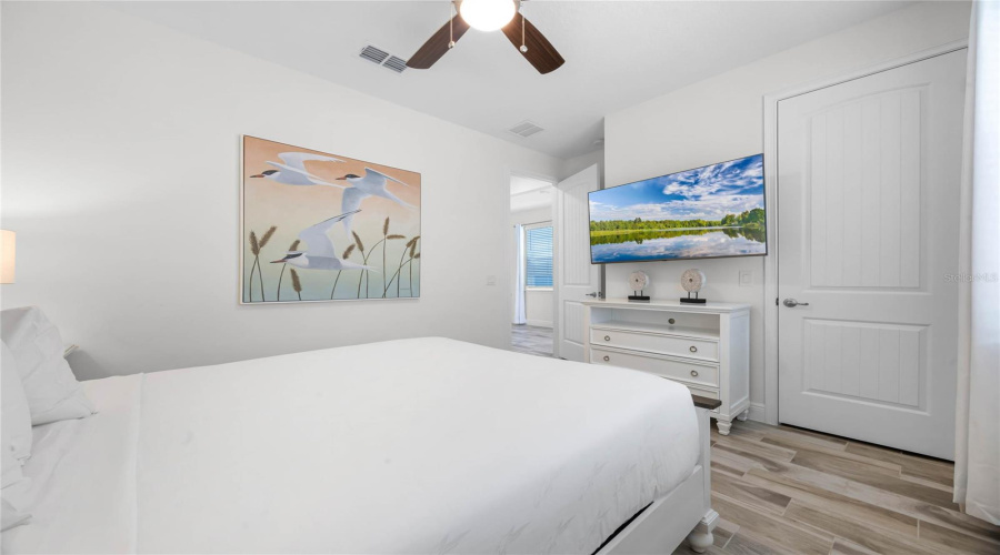 KISSIMMEE, Florida 34747, 4 Bedrooms Bedrooms, ,3 BathroomsBathrooms,Residential,For Sale,COCONUT,0,MFRO6280794