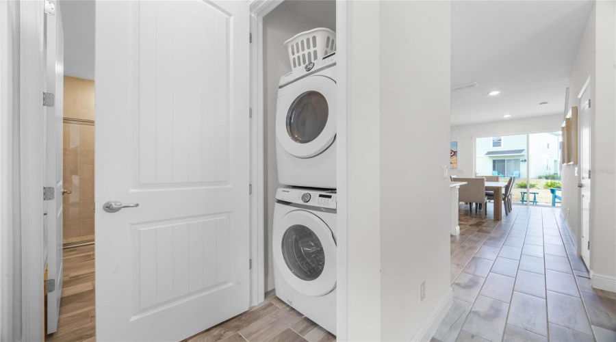 KISSIMMEE, Florida 34747, 4 Bedrooms Bedrooms, ,3 BathroomsBathrooms,Residential,For Sale,COCONUT,0,MFRO6280794