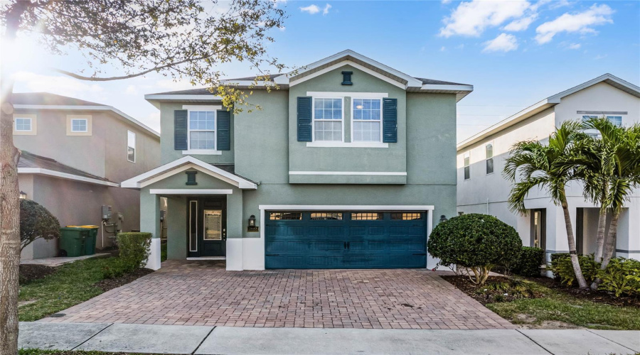 KISSIMMEE, Florida 34747, 8 Bedrooms Bedrooms, ,7 BathroomsBathrooms,Residential,For Sale,PENDANT,0,MFRS5120062