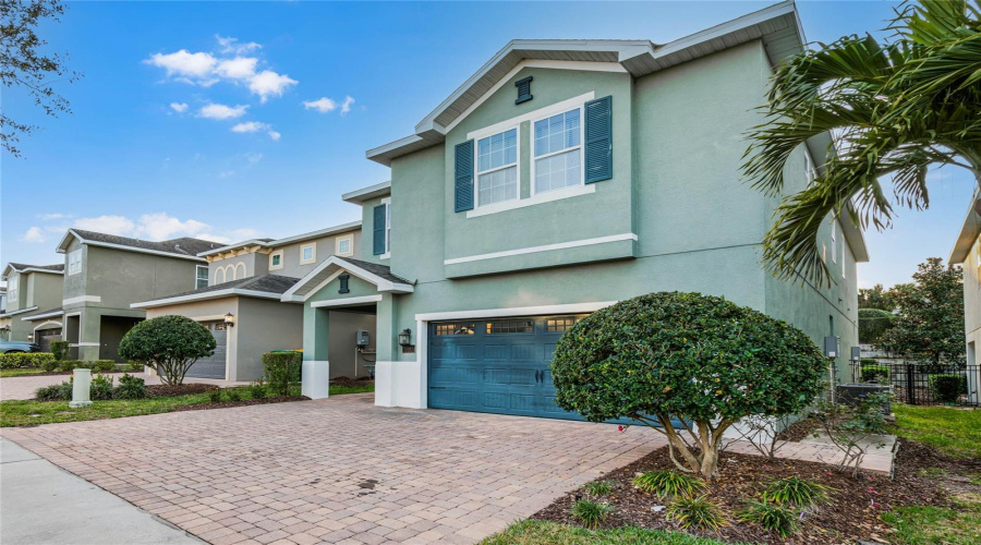 KISSIMMEE, Florida 34747, 8 Bedrooms Bedrooms, ,7 BathroomsBathrooms,Residential,For Sale,PENDANT,0,MFRS5120062