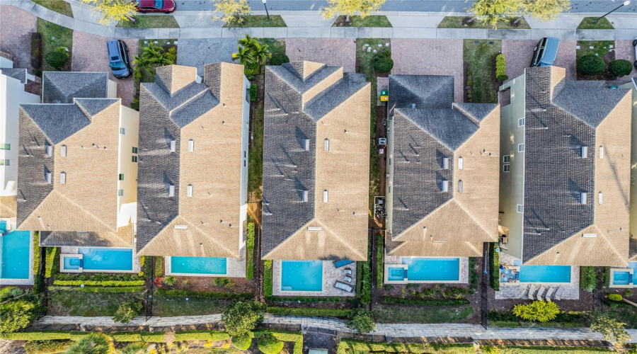 KISSIMMEE, Florida 34747, 8 Bedrooms Bedrooms, ,7 BathroomsBathrooms,Residential,For Sale,PENDANT,0,MFRS5120062