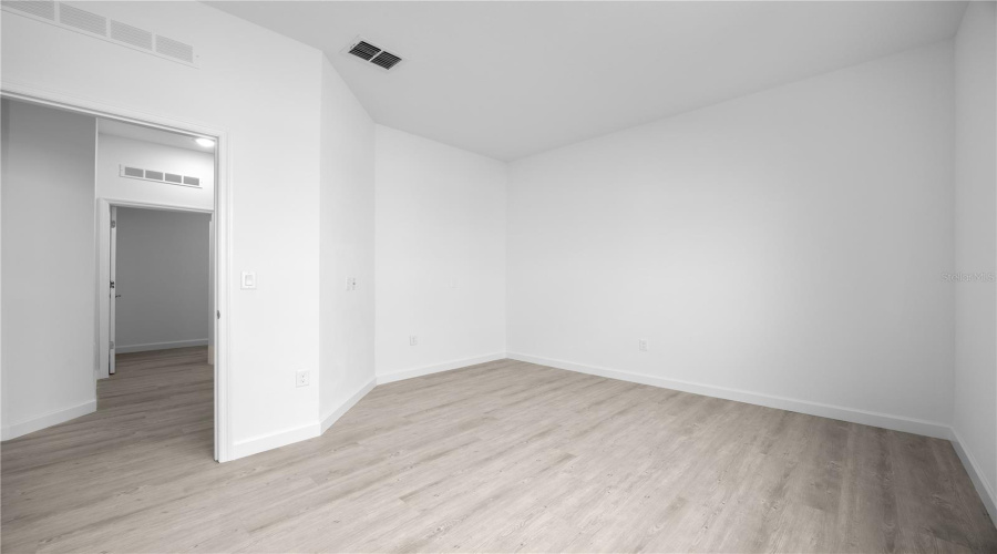 DAVENPORT, Florida 33896, 5 Bedrooms Bedrooms, ,4 BathroomsBathrooms,Residential,For Sale,TRIKOMO,MFRO6281040
