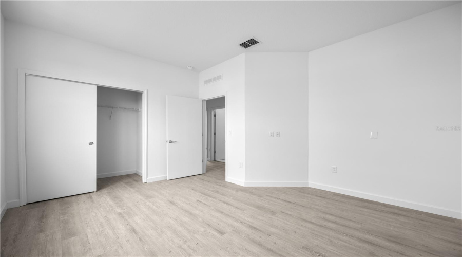 DAVENPORT, Florida 33896, 5 Bedrooms Bedrooms, ,4 BathroomsBathrooms,Residential,For Sale,TRIKOMO,MFRO6281040