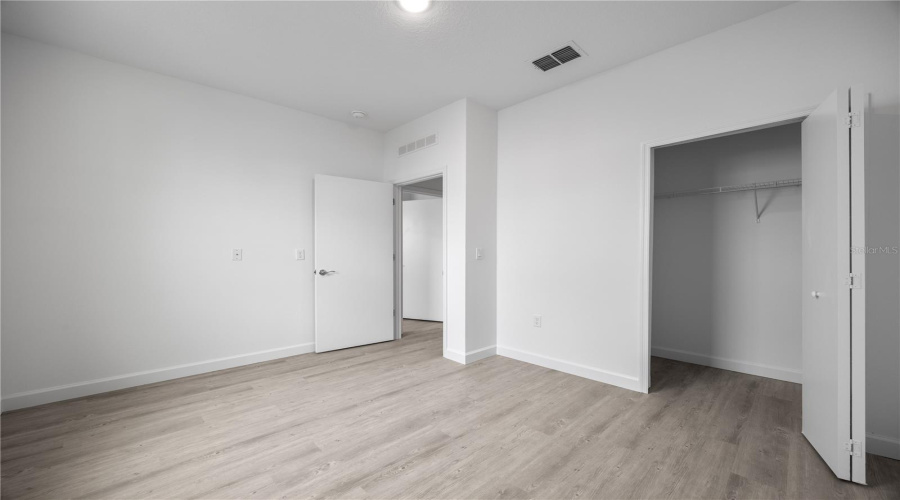 DAVENPORT, Florida 33896, 5 Bedrooms Bedrooms, ,4 BathroomsBathrooms,Residential,For Sale,TRIKOMO,MFRO6281040