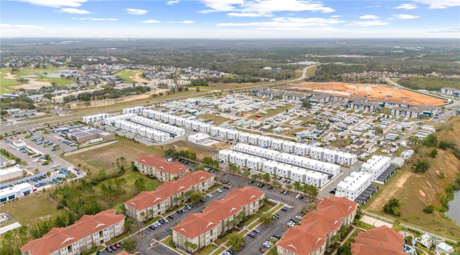DAVENPORT, Florida 33896, 5 Bedrooms Bedrooms, ,4 BathroomsBathrooms,Residential,For Sale,TRIKOMO,MFRO6281040