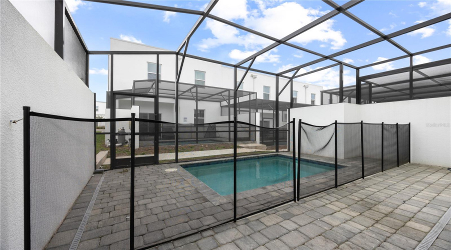 DAVENPORT, Florida 33896, 5 Bedrooms Bedrooms, ,4 BathroomsBathrooms,Residential,For Sale,TRIKOMO,MFRO6281040
