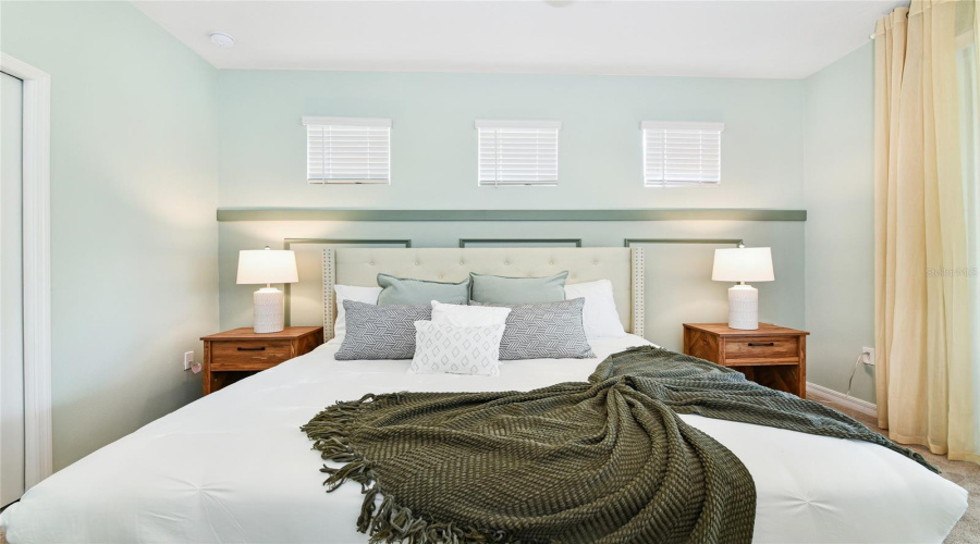 DAVENPORT, Florida 33897, 5 Bedrooms Bedrooms, ,5 BathroomsBathrooms,Residential,For Sale,LILAC,0,MFRO6281528