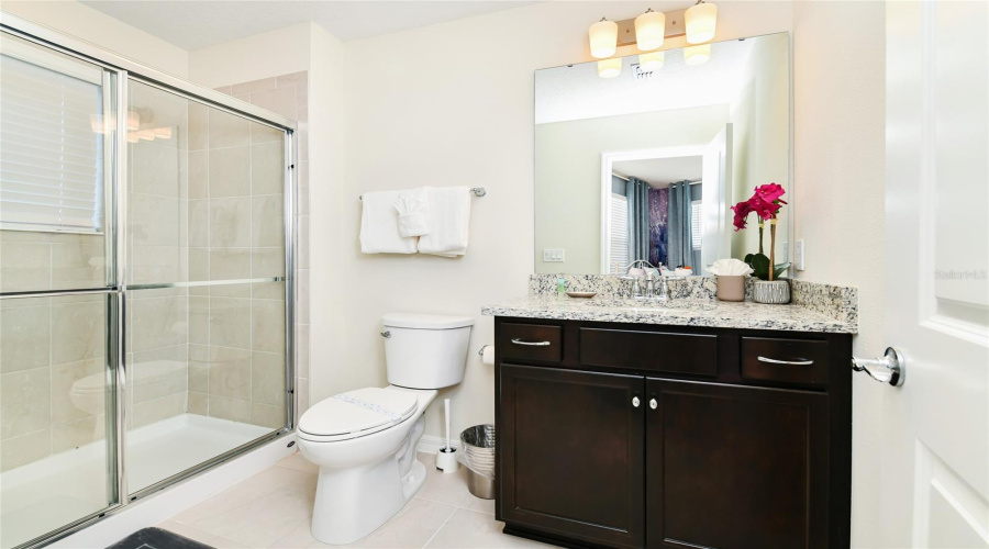 DAVENPORT, Florida 33897, 5 Bedrooms Bedrooms, ,5 BathroomsBathrooms,Residential,For Sale,LILAC,0,MFRO6281528