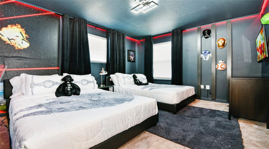 DAVENPORT, Florida 33897, 5 Bedrooms Bedrooms, ,5 BathroomsBathrooms,Residential,For Sale,LILAC,0,MFRO6281528