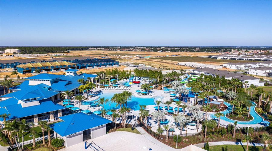 DAVENPORT, Florida 33897, 5 Bedrooms Bedrooms, ,5 BathroomsBathrooms,Residential,For Sale,LILAC,0,MFRO6281528