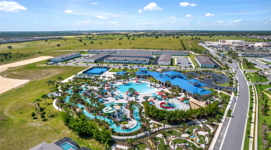 DAVENPORT, Florida 33897, 5 Bedrooms Bedrooms, ,5 BathroomsBathrooms,Residential,For Sale,LILAC,0,MFRO6281528