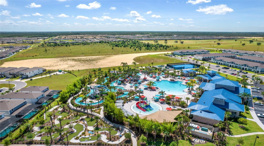 DAVENPORT, Florida 33897, 5 Bedrooms Bedrooms, ,5 BathroomsBathrooms,Residential,For Sale,LILAC,0,MFRO6281528