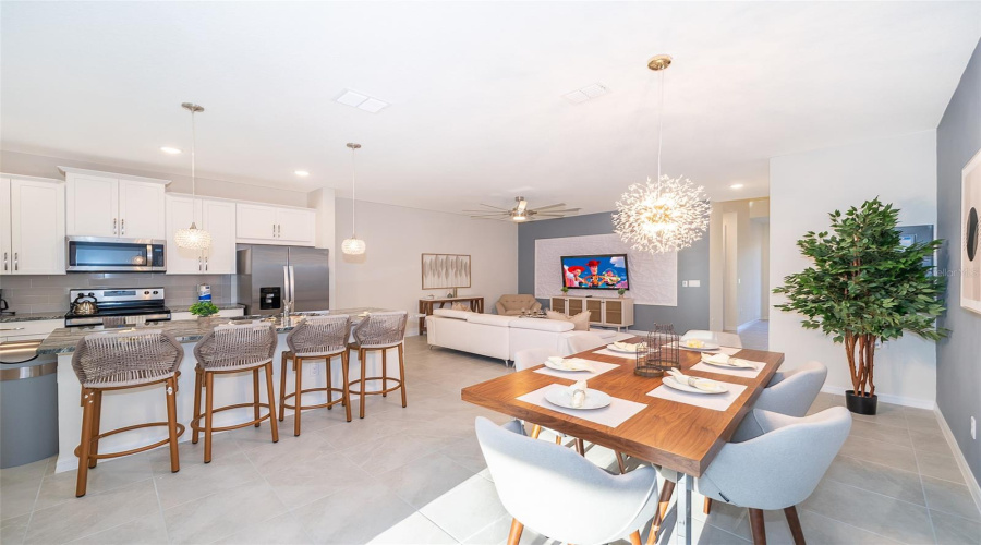 KISSIMMEE, Florida 34747, 4 Bedrooms Bedrooms, ,4 BathroomsBathrooms,Residential,For Sale,TROPICAL PALMS,0,MFRS5120824