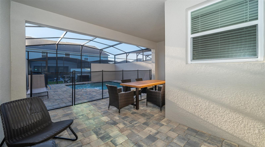 KISSIMMEE, Florida 34747, 4 Bedrooms Bedrooms, ,4 BathroomsBathrooms,Residential,For Sale,TROPICAL PALMS,0,MFRS5120824