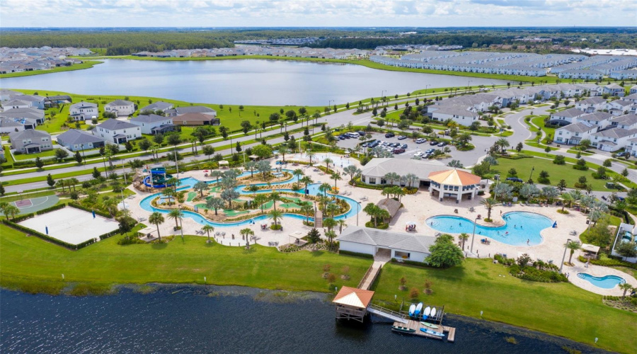 KISSIMMEE, Florida 34746, 2 Bedrooms Bedrooms, ,2 BathroomsBathrooms,Residential,For Sale,PARADOX,0,MFRO6281561