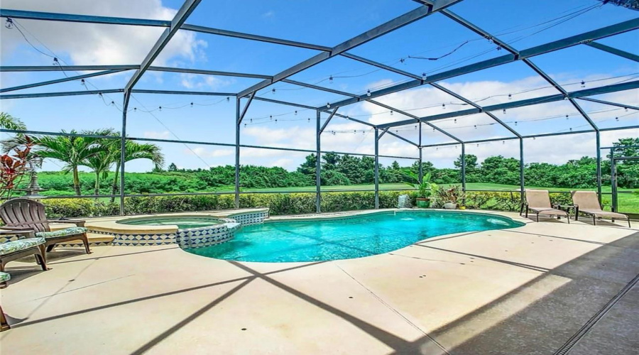 KISSIMMEE, Florida 34746, 4 Bedrooms Bedrooms, ,2 BathroomsBathrooms,Residential,For Sale,THE OAKS,MFRO6281585
