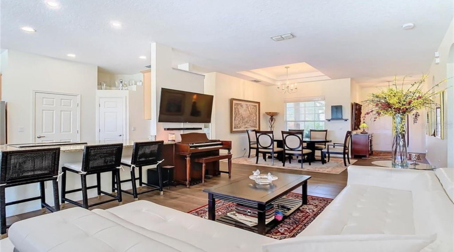 KISSIMMEE, Florida 34746, 4 Bedrooms Bedrooms, ,2 BathroomsBathrooms,Residential,For Sale,THE OAKS,MFRO6281585