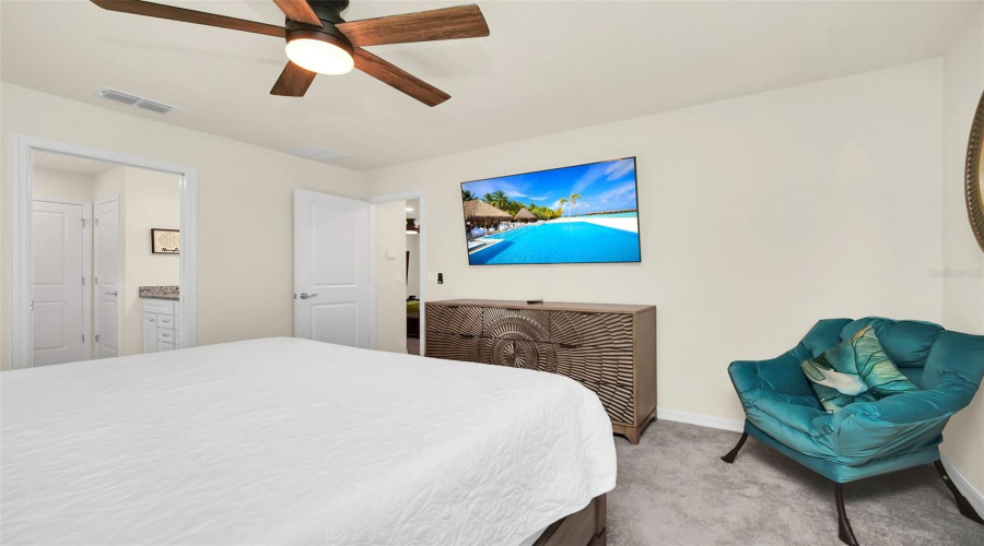 DAVENPORT, Florida 33897, 5 Bedrooms Bedrooms, ,5 BathroomsBathrooms,Residential,For Sale,LANA,0,MFRO6280673
