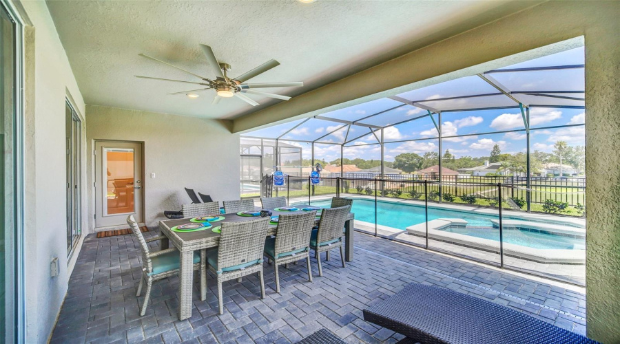 DAVENPORT, Florida 33897, 5 Bedrooms Bedrooms, ,5 BathroomsBathrooms,Residential,For Sale,LANA,0,MFRO6280673