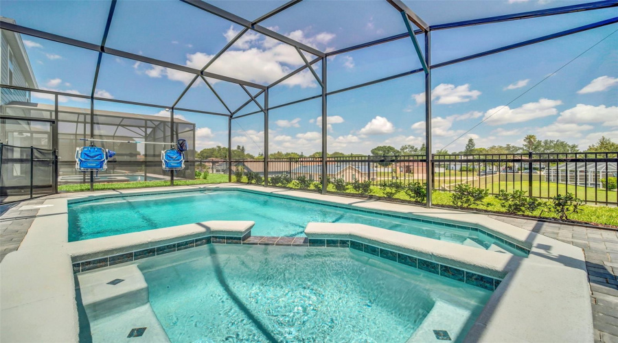 DAVENPORT, Florida 33897, 5 Bedrooms Bedrooms, ,5 BathroomsBathrooms,Residential,For Sale,LANA,0,MFRO6280673