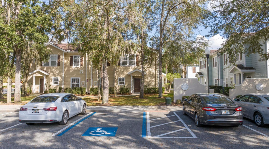KISSIMMEE, Florida 34746, 4 Bedrooms Bedrooms, ,3 BathroomsBathrooms,Residential,For Sale,DIPLOMAT,0,MFRO6281547