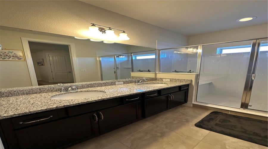 ORLANDO, Florida 32836, 7 Bedrooms Bedrooms, ,5 BathroomsBathrooms,Residential,For Sale,CITRON OAKS,0,MFRS5120712