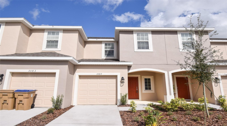 Kissimmee, Florida 34746, 3 Bedrooms Bedrooms, ,2 Bathroomsbathrooms,Residential,For Sale,Davenport Creek,Mfro6281748