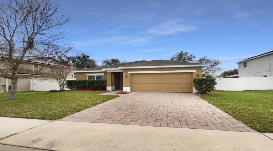 Davenport, Florida 33837, 4 Bedrooms Bedrooms, ,2 Bathroomsbathrooms,Residential,For Sale,Whispering Pines,Mfro6281981