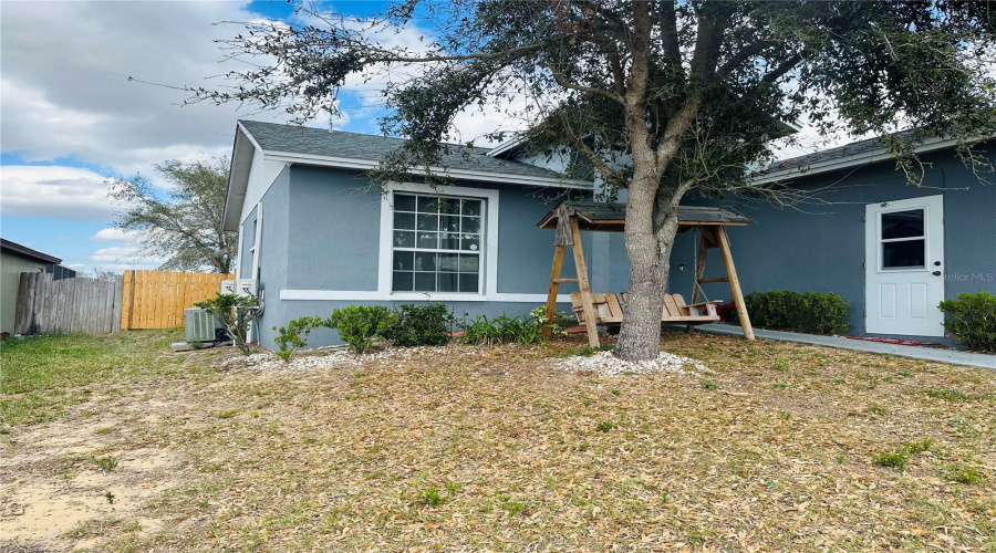 Davenport, Florida 33837, 3 Bedrooms Bedrooms, ,2 Bathroomsbathrooms,Residential,For Sale,Ashley,Mfro6281415