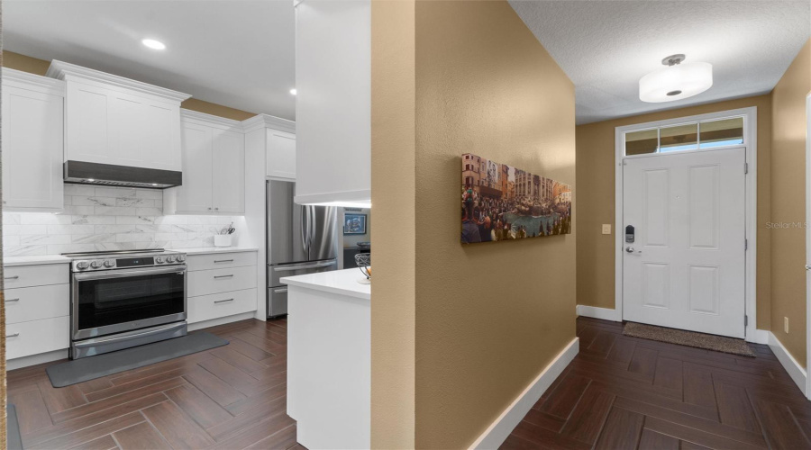 Kitchen & Foyer