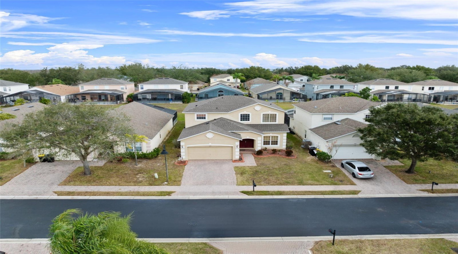 Davenport, Florida 33897, 5 Bedrooms Bedrooms, ,3 Bathroomsbathrooms,Residential,For Sale,Lancaster,Mfrs5118149