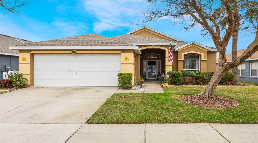 Davenport, Florida 33897, 3 Bedrooms Bedrooms, ,2 Bathroomsbathrooms,Residential,For Sale,Bloomingdale,Mfro6282202