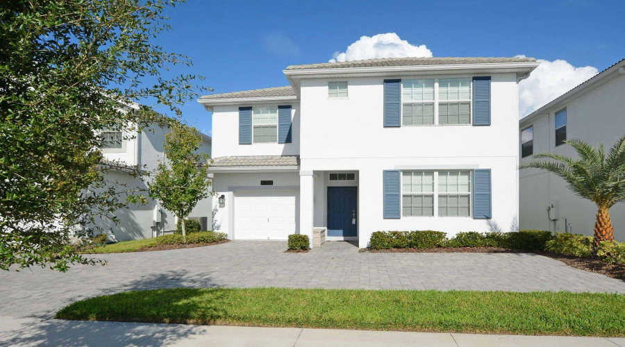 Kissimmee, Florida 34746, 6 Bedrooms Bedrooms, ,5 Bathroomsbathrooms,Residential,For Sale,Kings Castle,Mfrs5120965