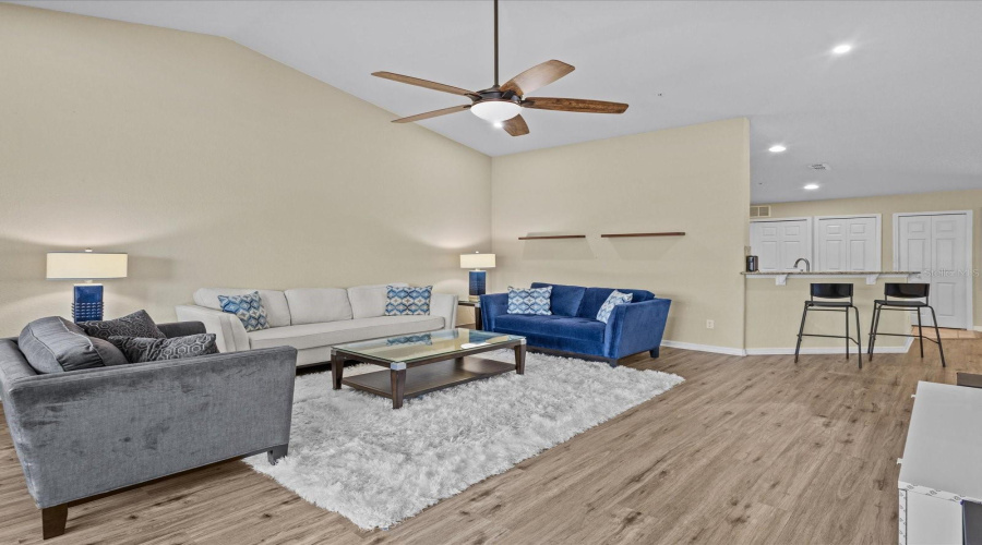 Davenport, Florida 33896, 2 Bedrooms Bedrooms, ,2 Bathroomsbathrooms,Residential,For Sale,Bella Rose Ct,Mfro6282780